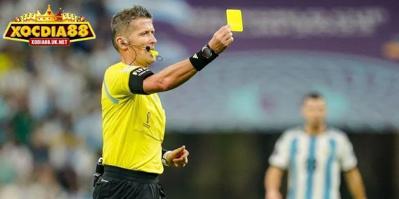Giải mã mẹo chơi kèo thẻ vàng chuẩn